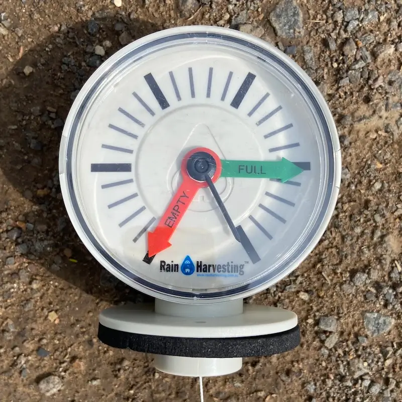 8-level indicator – Rainqueen Reservoirs